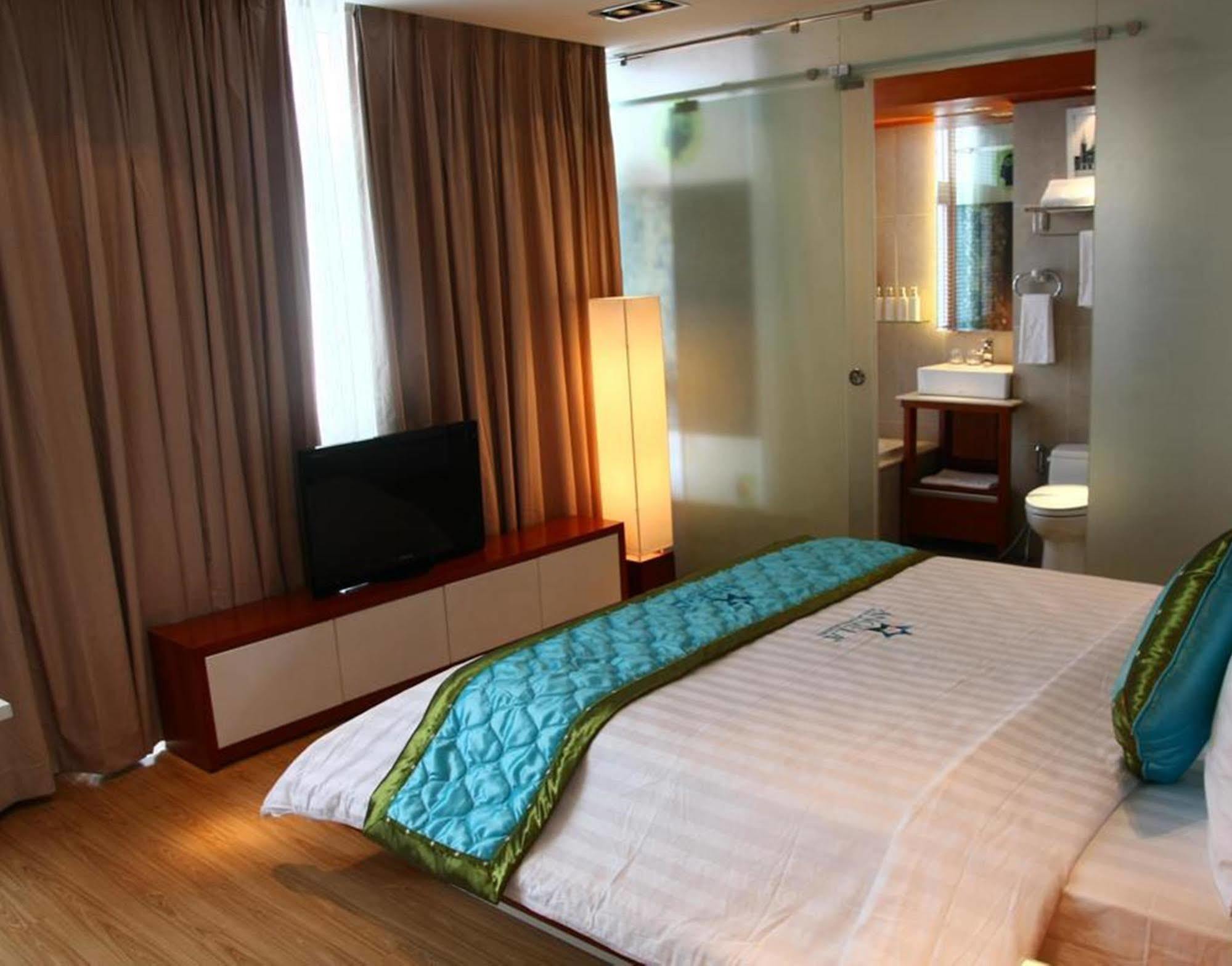 Khách sạn hẻo lánh Angela Boutique Serviced TP. Hồ Chí Minh